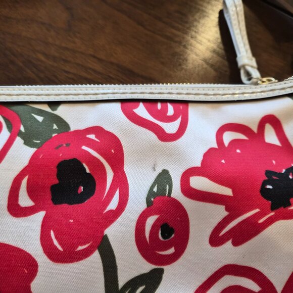 Coach Poppy Flora Hippie Shoulder Bag with White Patent Trim - Picture 8 of 13